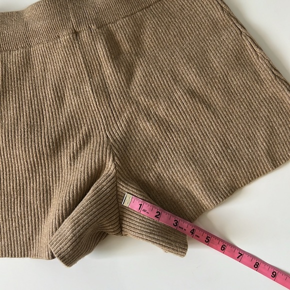 Abercrombie Knit Shorts - Size XS - Picture 7 of 8